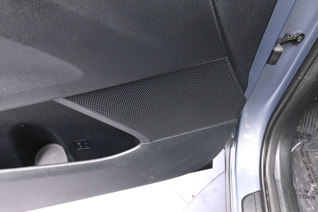 Used 2025 Kia Sorento S w/ Panoramic Sunroof Package FWD image 16