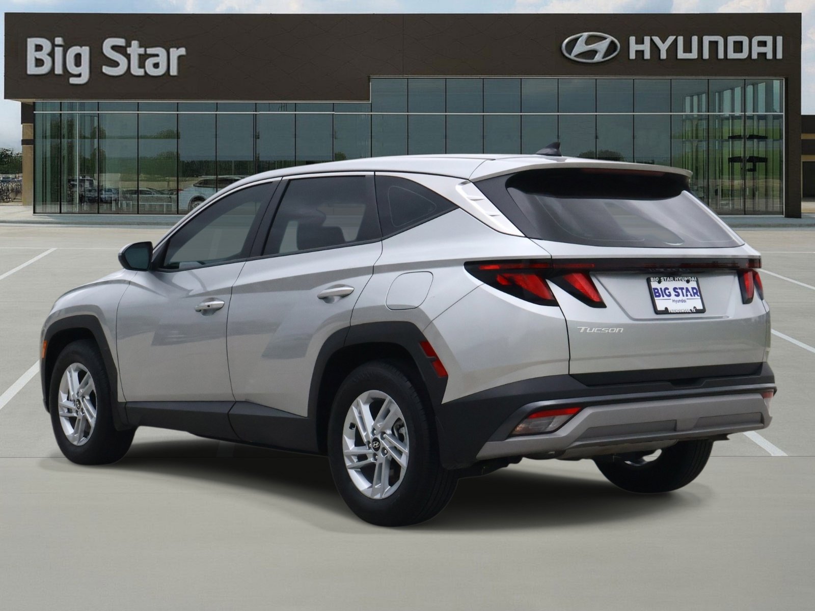 Used 2026 Hyundai Tucson SE FWD image 3