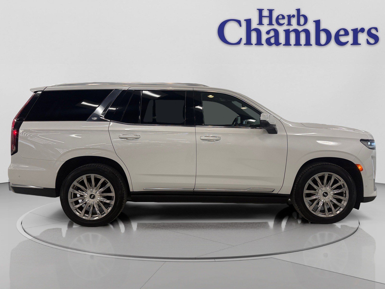 Used 2021 Cadillac Escalade Premium Luxury w/ Driver Assist Tech Package image 2