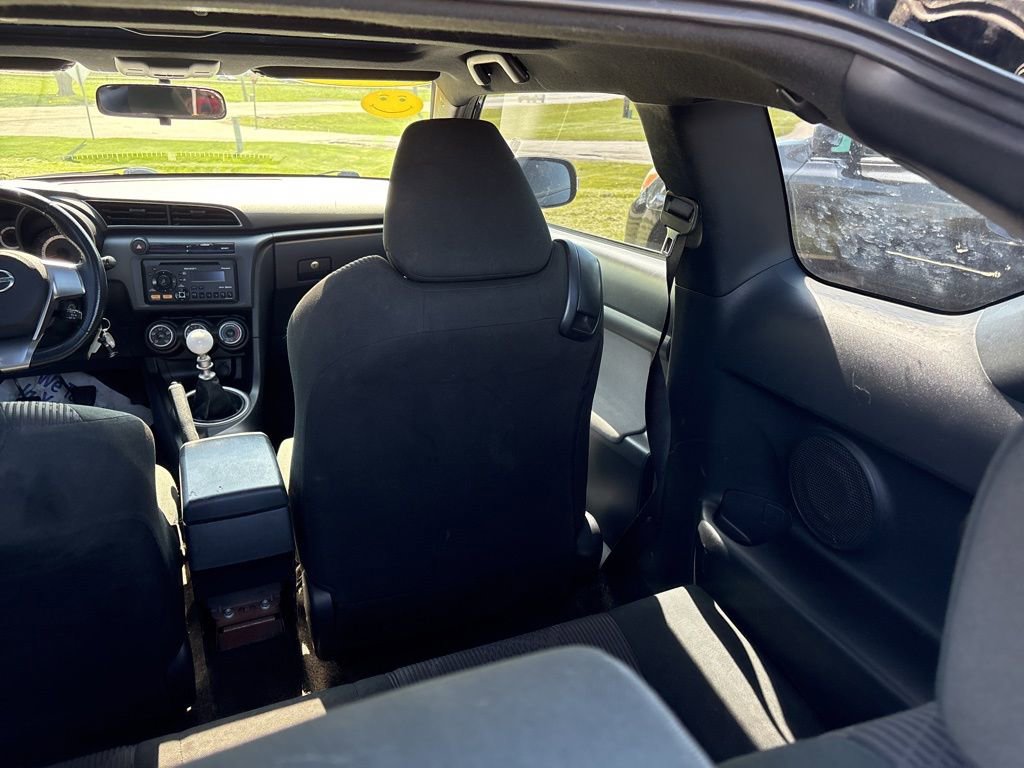 Used 2013 Scion tC FWD image 12