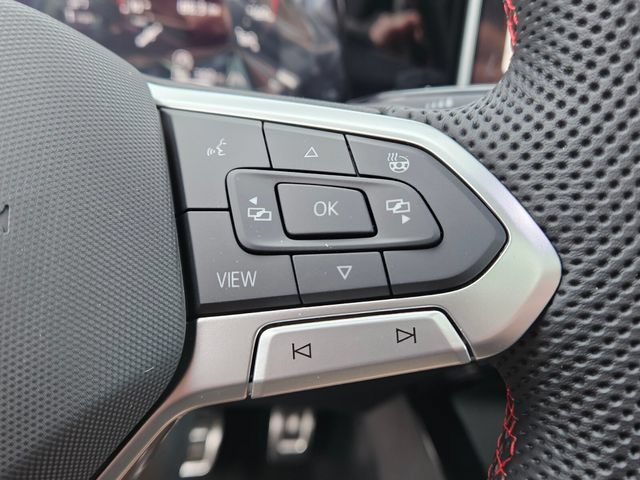 New 2026 Volkswagen GTI SE FWD image 26