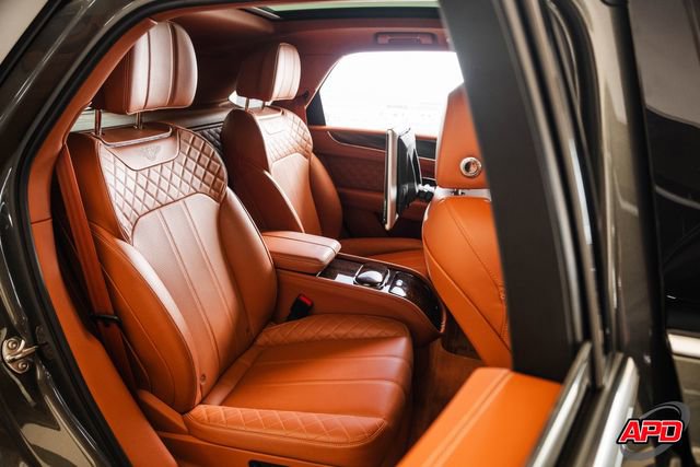 Used 2017 Bentley Bentayga image 84