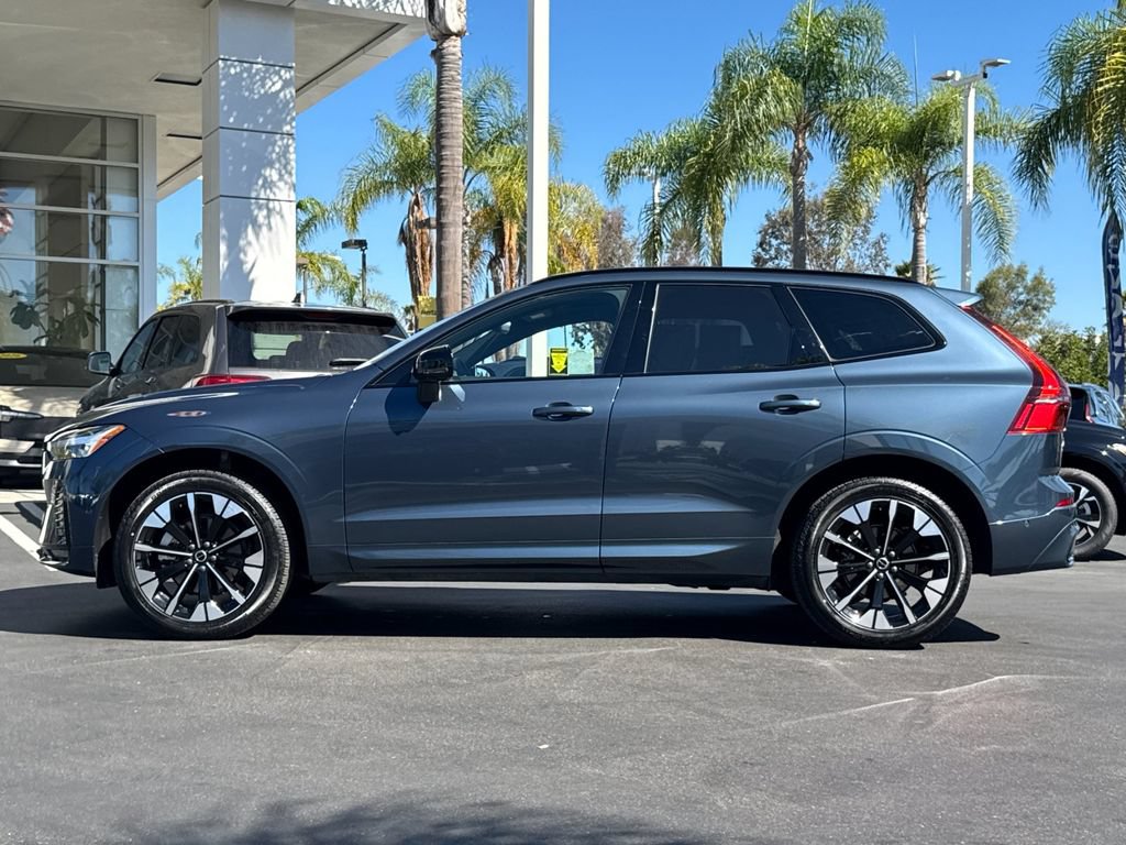 Certified 2026 Volvo XC60 B5 Plus AWD/4WD image 2