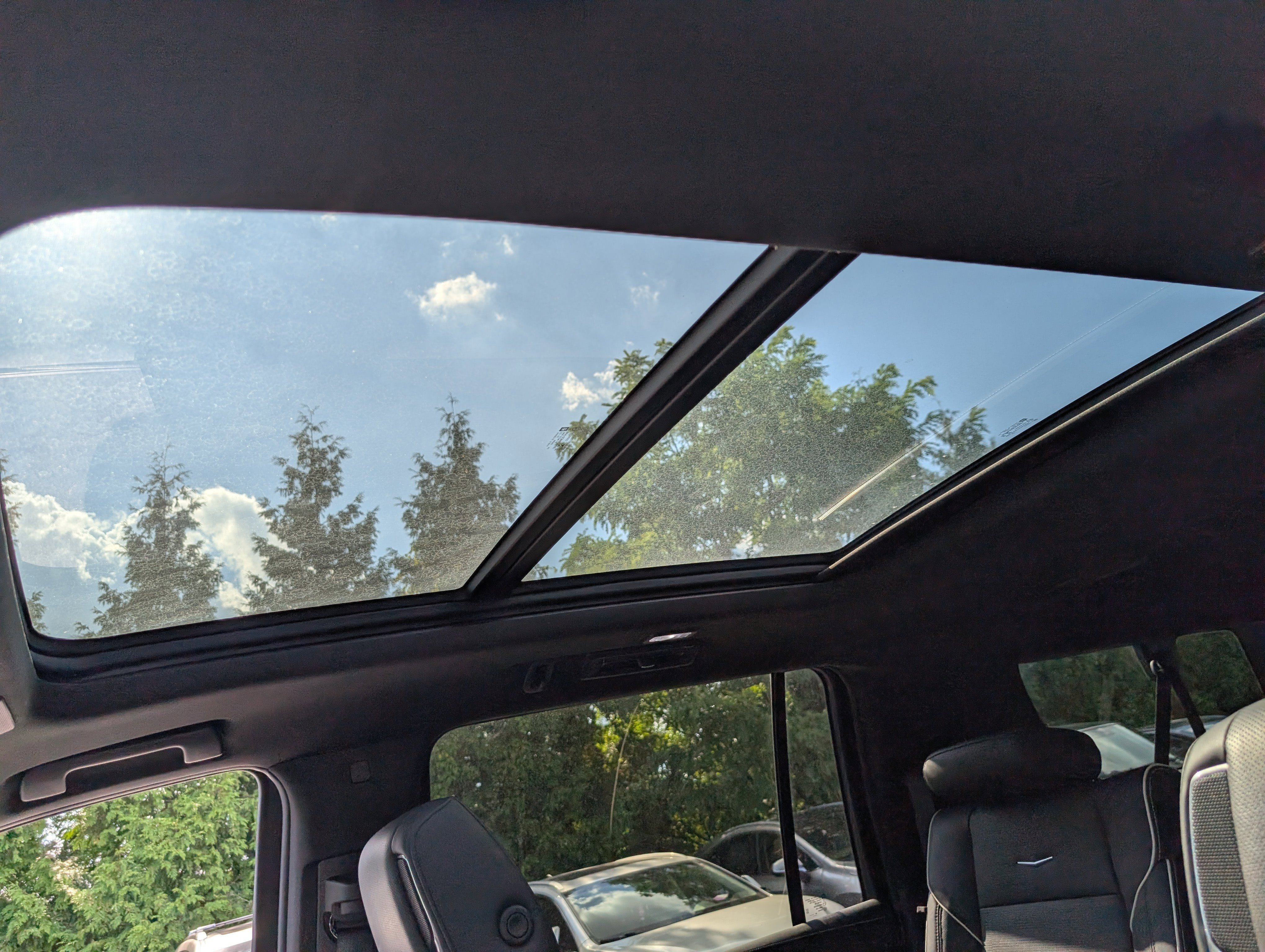 Used 2021 Cadillac Escalade ESV Premium Luxury w/ Performance Package image 20