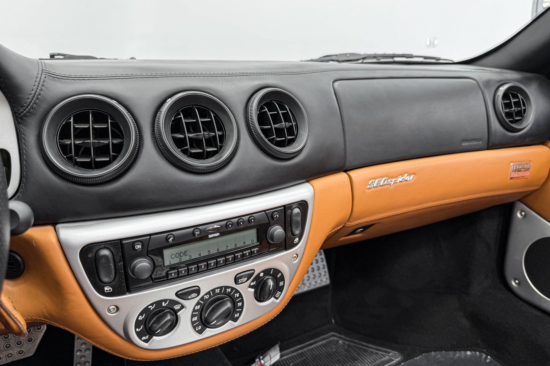 Used 2004 Ferrari 360 Spider RWD image 16