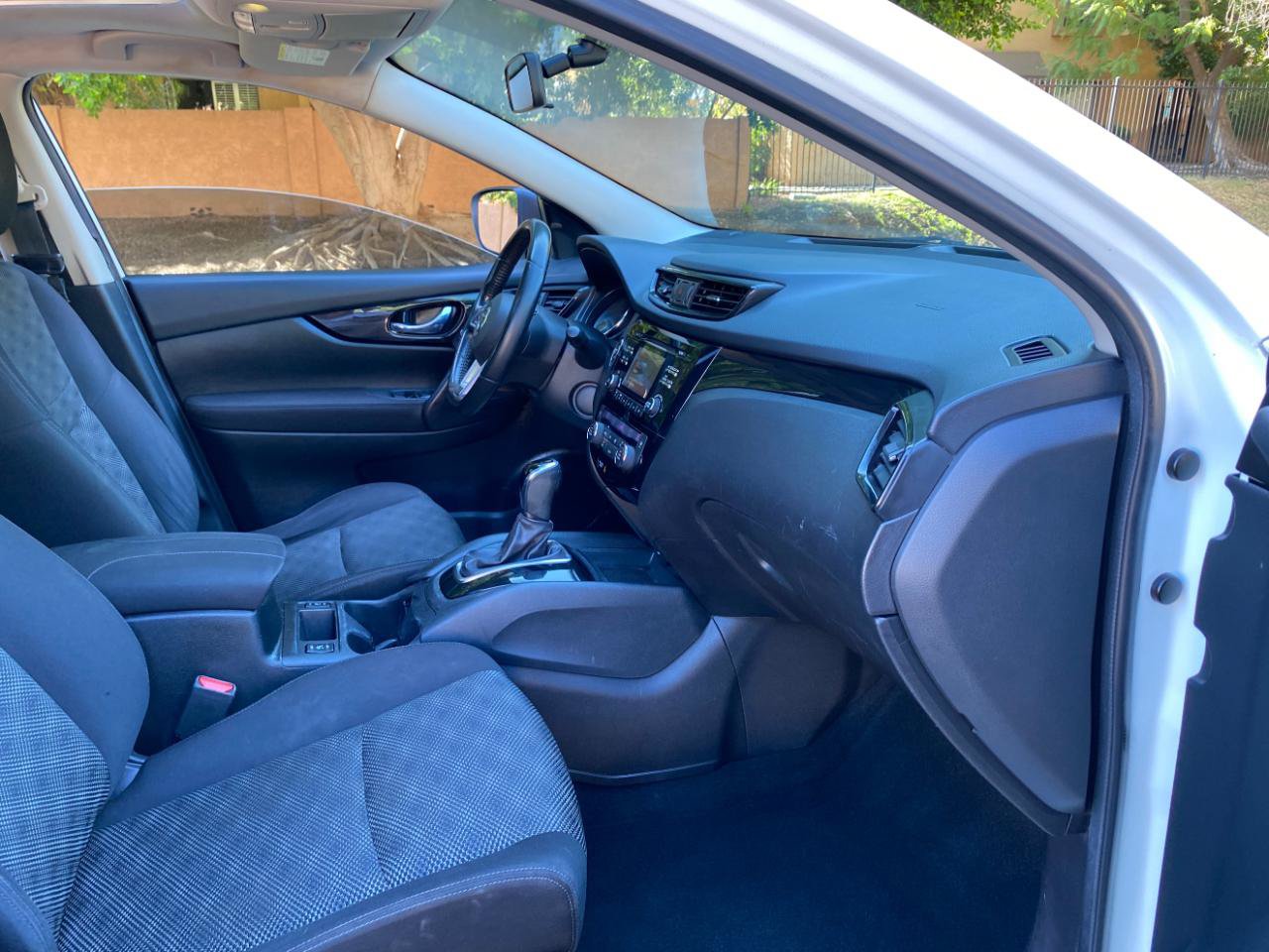 Used 2018 Nissan Rogue Sport AWD image 50