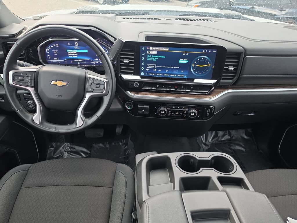 Used 2025 Chevrolet Silverado 2500 LT w/ Convenience Package AWD/4WD image 24