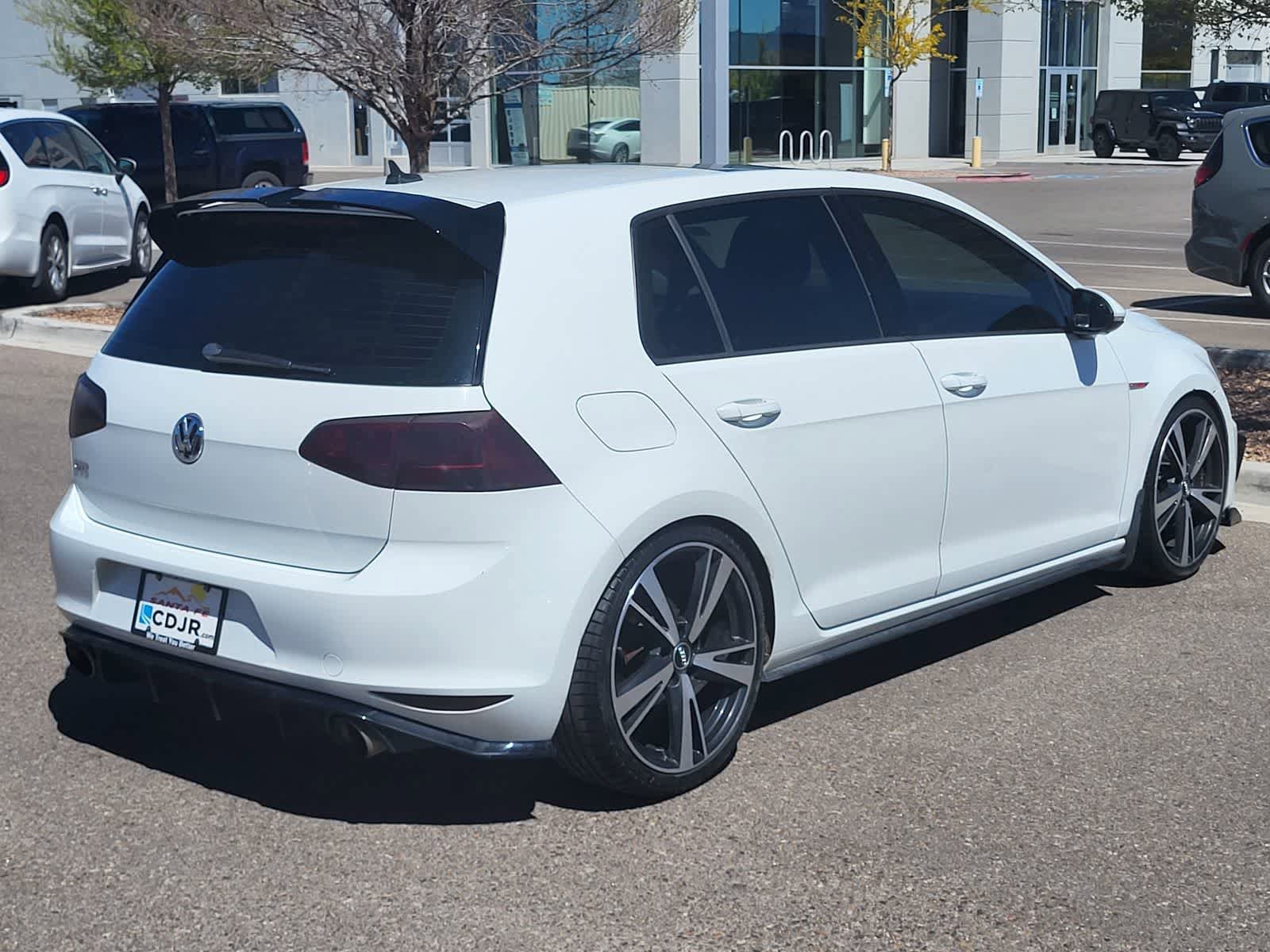 Used 2015 Volkswagen GTI Autobahn video 5