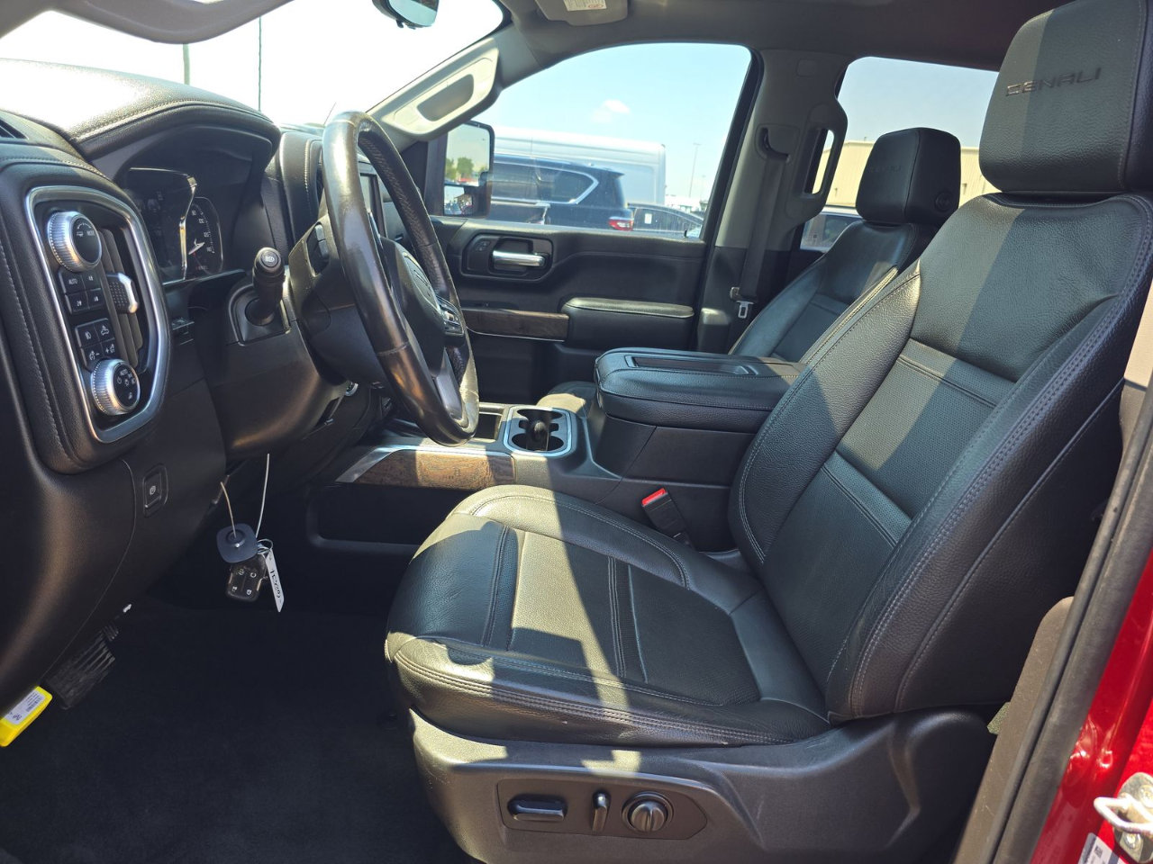 Used 2021 GMC Sierra 3500 Denali w/ Denali Ultimate Package image 7