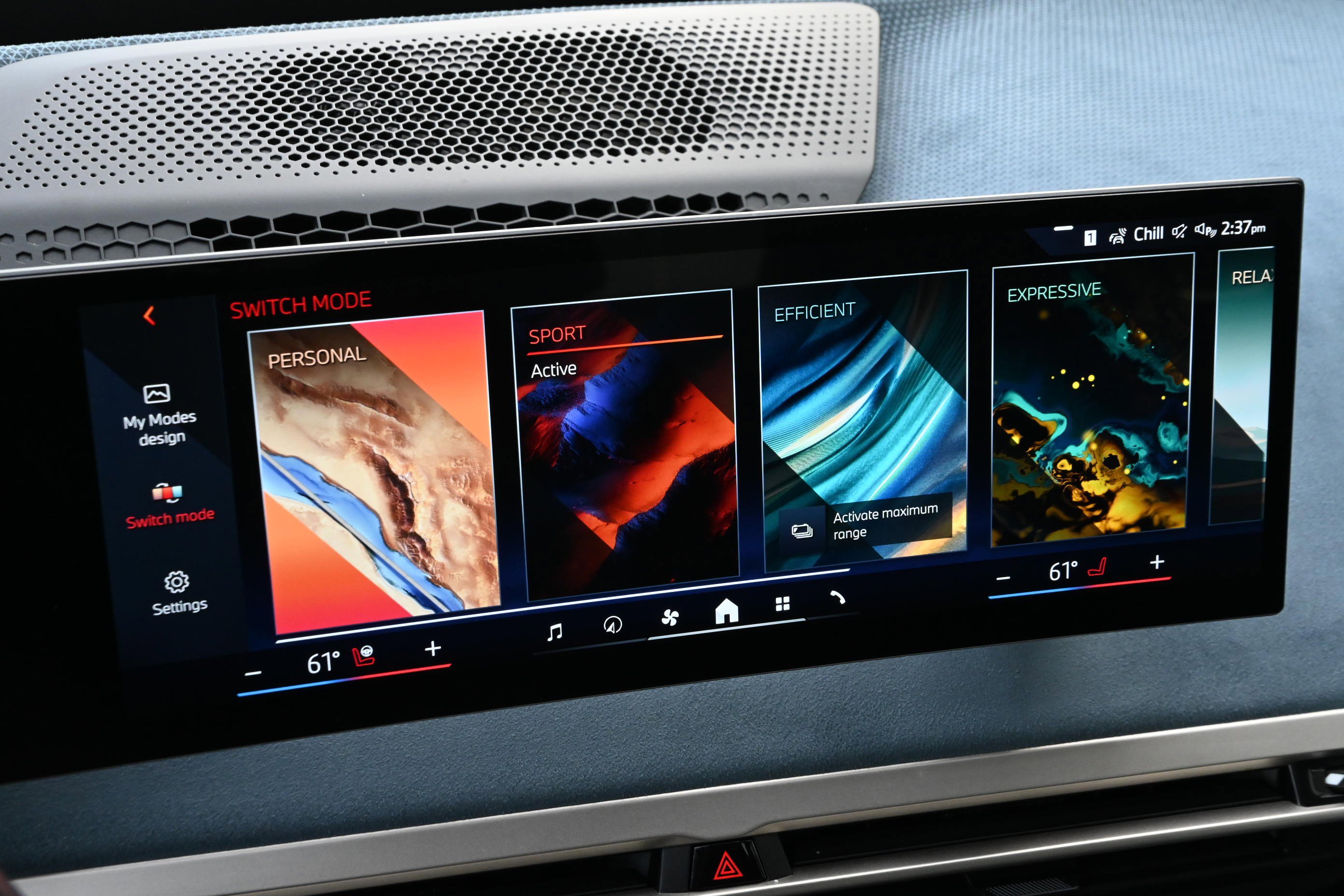 Certified 2024 BMW iX xDrive50 w/ Premium Package image 33