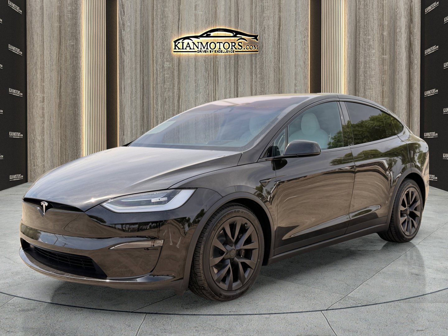 Used 2023 Tesla Model X image 7
