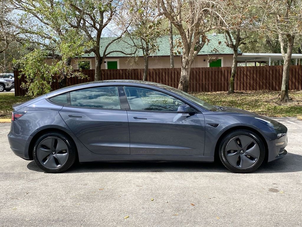 Used 2022 Tesla Model 3 Long Range image 10