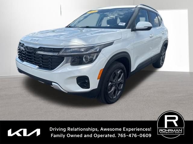Used 2024 Kia Seltos S AWD/4WD image 1