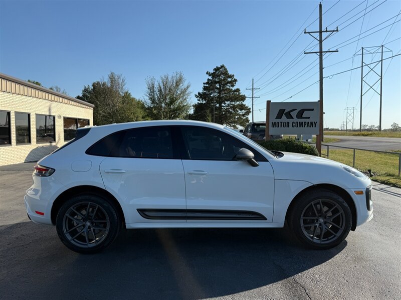 Used 2025 Porsche Macan Turbo AWD/4WD image 5