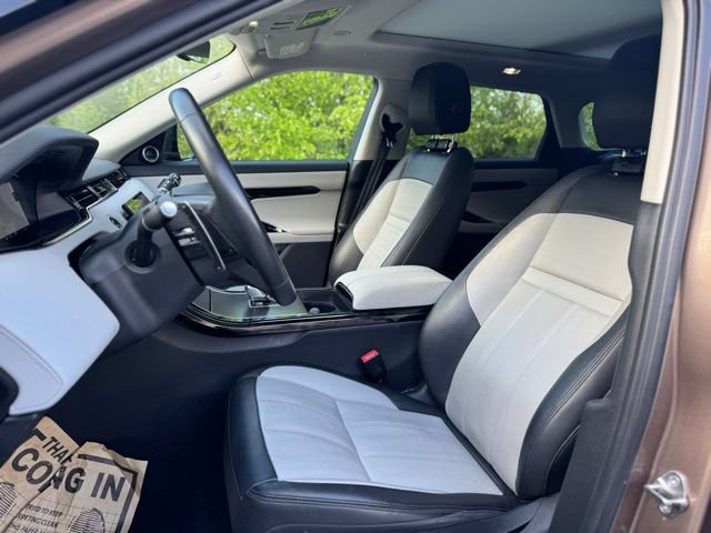 Certified 2024 Land Rover Range Rover Evoque Dynamic SE AWD/4WD image 11
