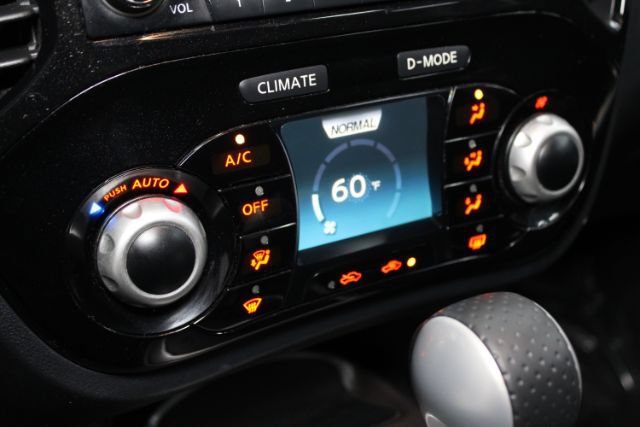 Used 2016 Nissan Juke SV w/ Cold Weather Package FWD image 17