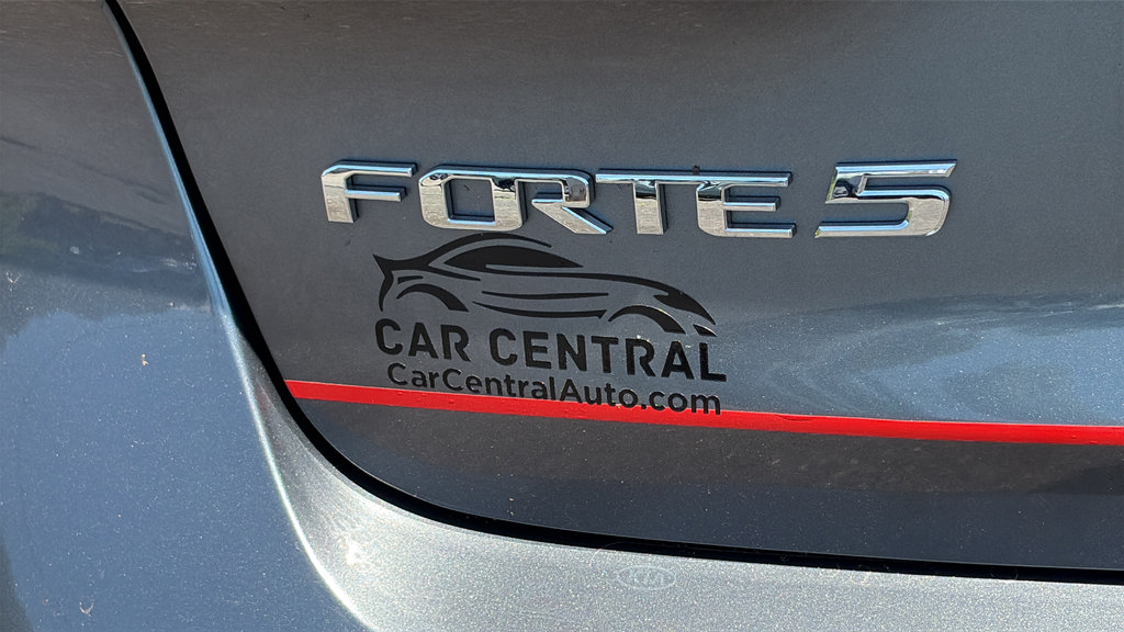 Used 2016 Kia Forte EX FWD image 26