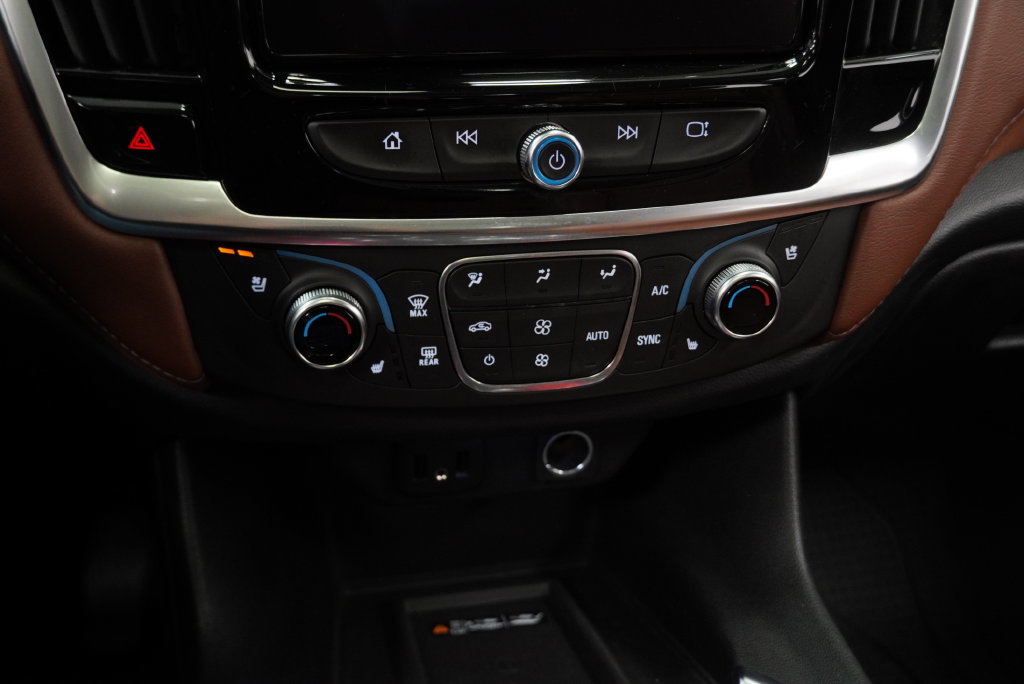 Used 2019 Chevrolet Traverse High Country w/ LPO, Floor Liner Package AWD/4WD image 31
