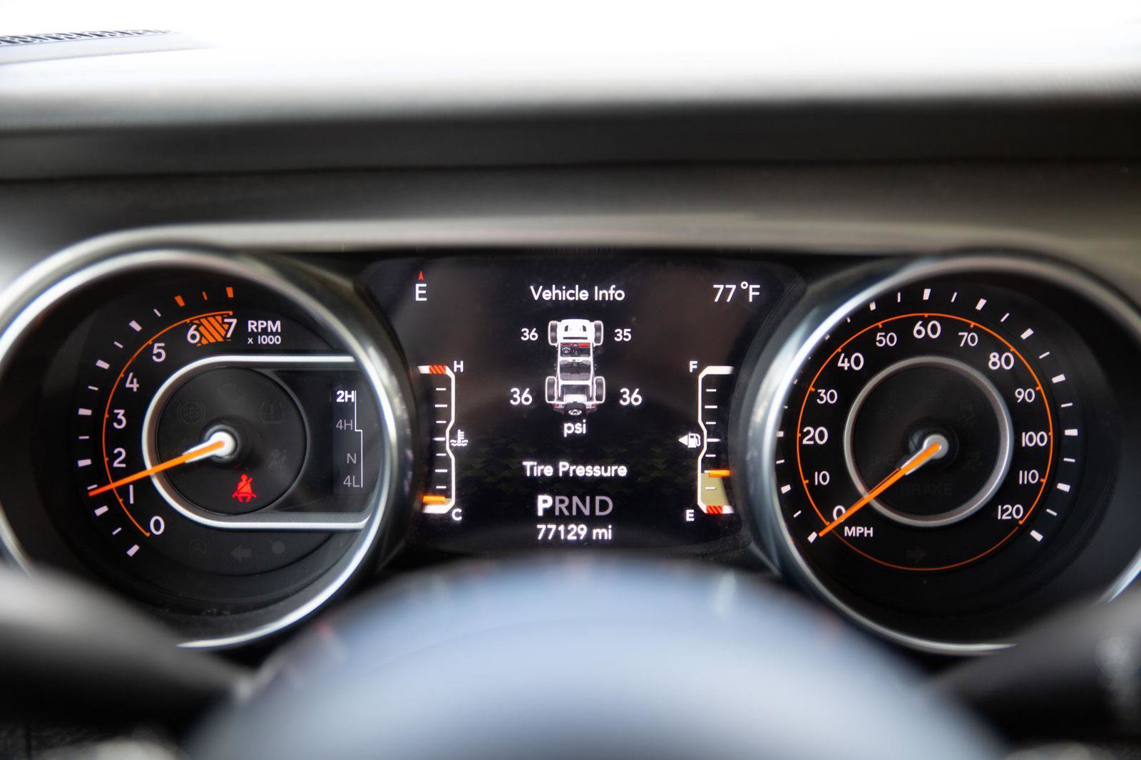 Used 2020 Jeep Wrangler Unlimited Sahara image 13