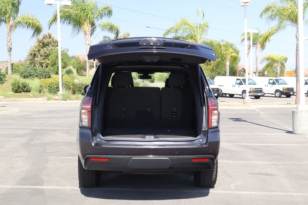 Used 2022 Chevrolet Tahoe Z71 w/ Luxury Package AWD/4WD image 38