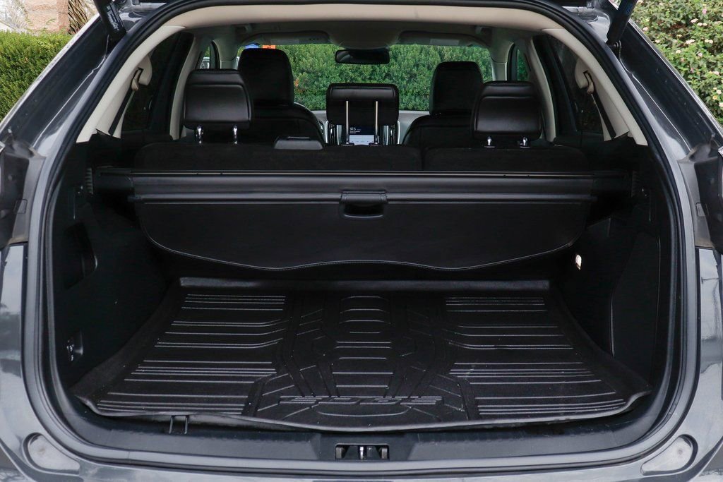 Used 2021 Ford Edge Titanium w/ Cargo Accessory Package image 9