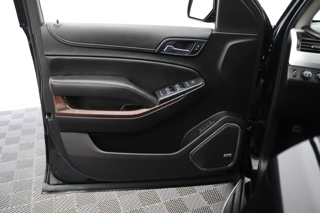 Certified 2019 GMC Yukon SLT AWD/4WD image 17