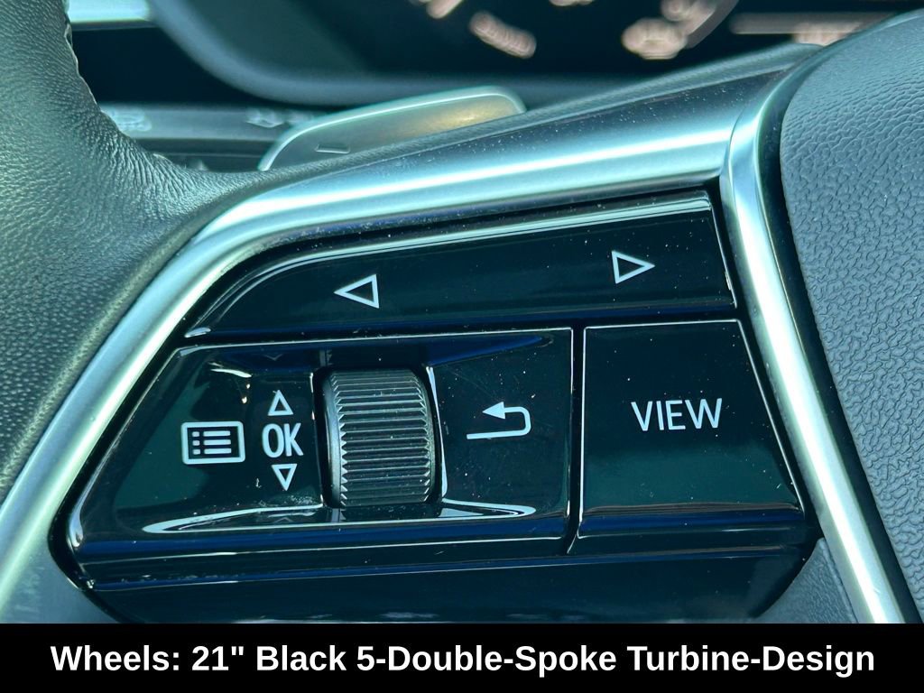 Used 2022 Audi e-tron Premium Plus w/ Premium Plus Package image 20