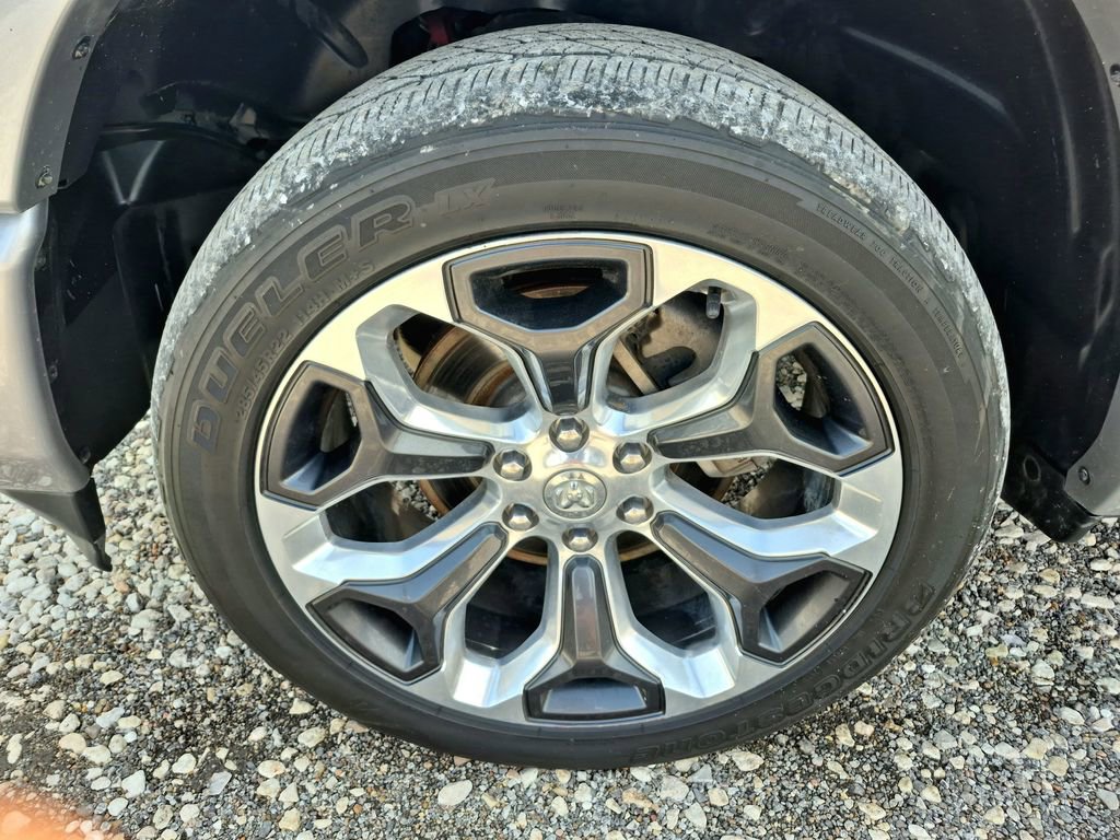 Used 2019 RAM 1500 Limited w/ Advanced Safety Group AWD/4WD image 26
