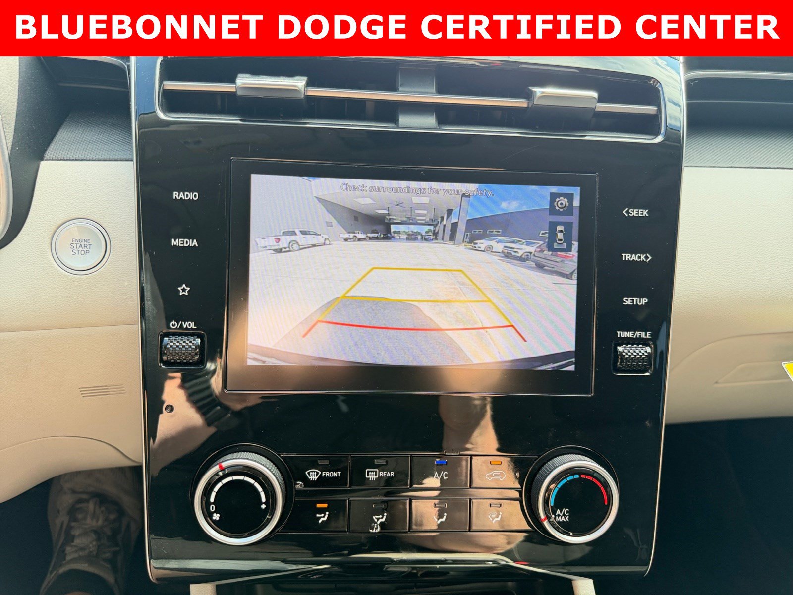 Used 2023 Hyundai Tucson SEL AWD/4WD image 16