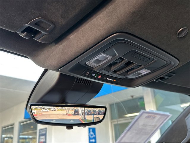 Used 2023 GMC Sierra 1500 AT4X image 24