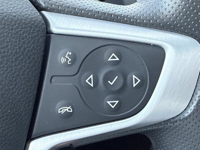 Used 2023 GMC Terrain SLE FWD image 13