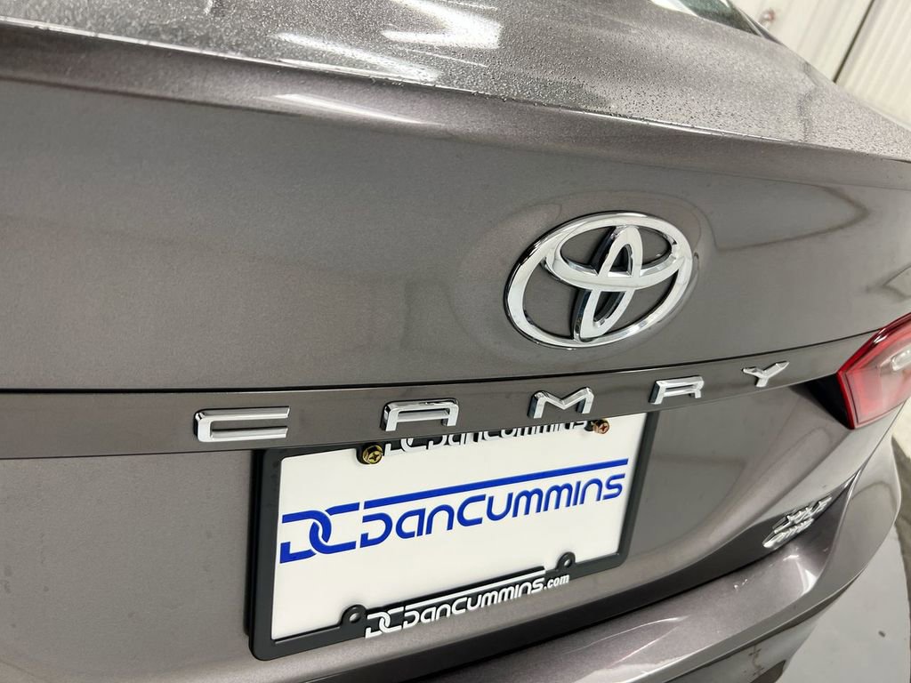 Used 2024 Toyota Camry XLE w/ Navigation Package image 27