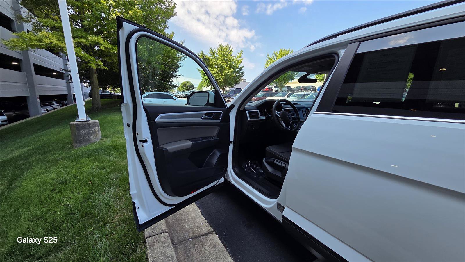 Certified 2021 Volkswagen Atlas S AWD/4WD image 12