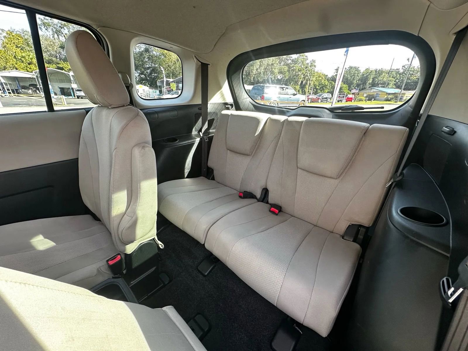 Used 2015 MAZDA MAZDA5 Sport image 13