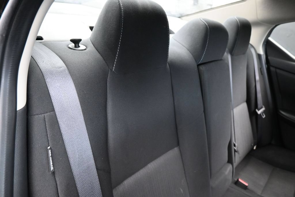 Used 2022 Nissan Sentra SV FWD image 32
