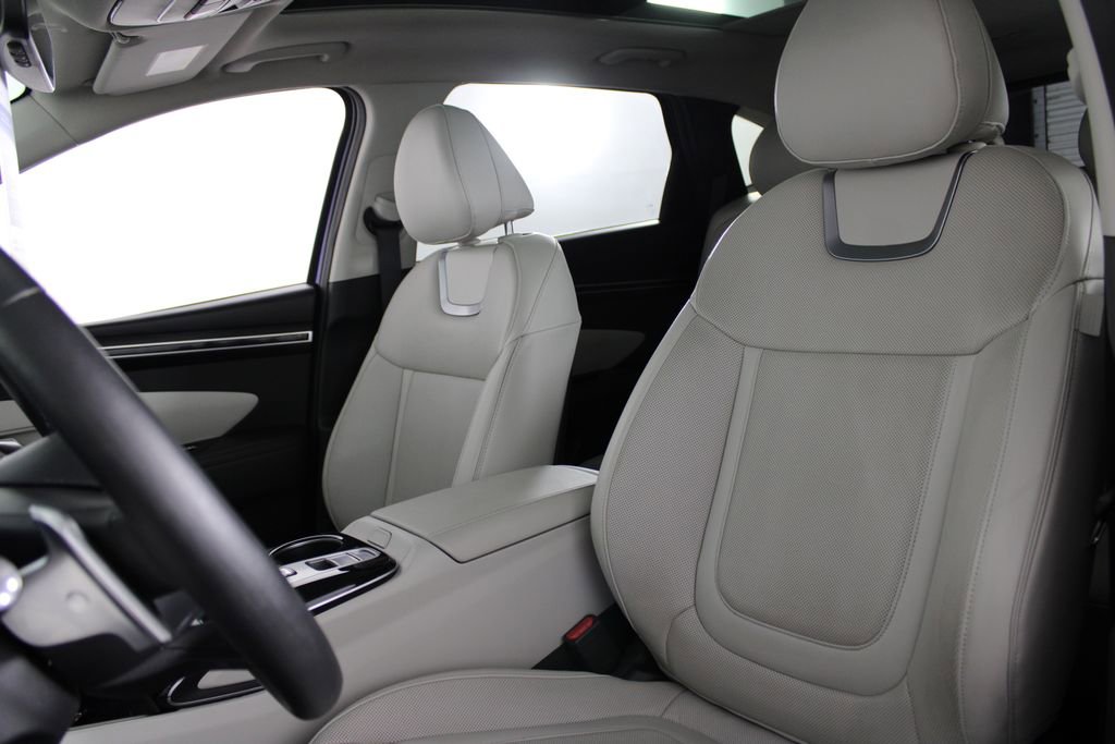 Certified 2022 Hyundai Tucson Limited w/ Cargo Package image 20