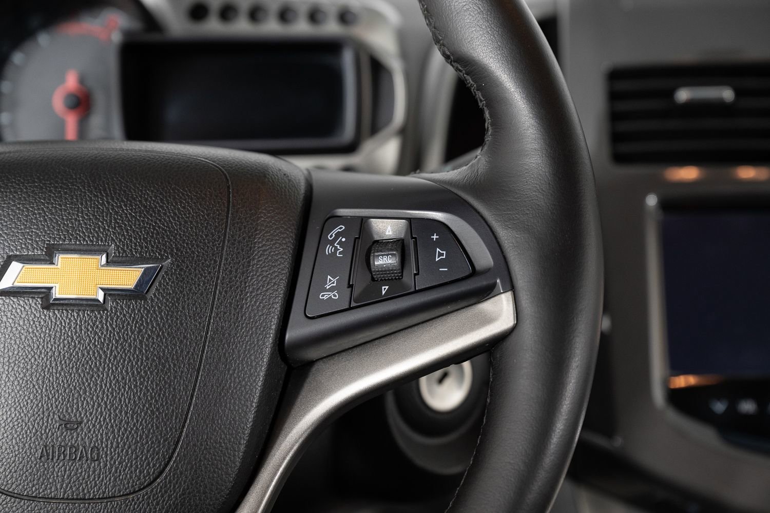 Used 2015 Chevrolet Sonic LTZ image 31