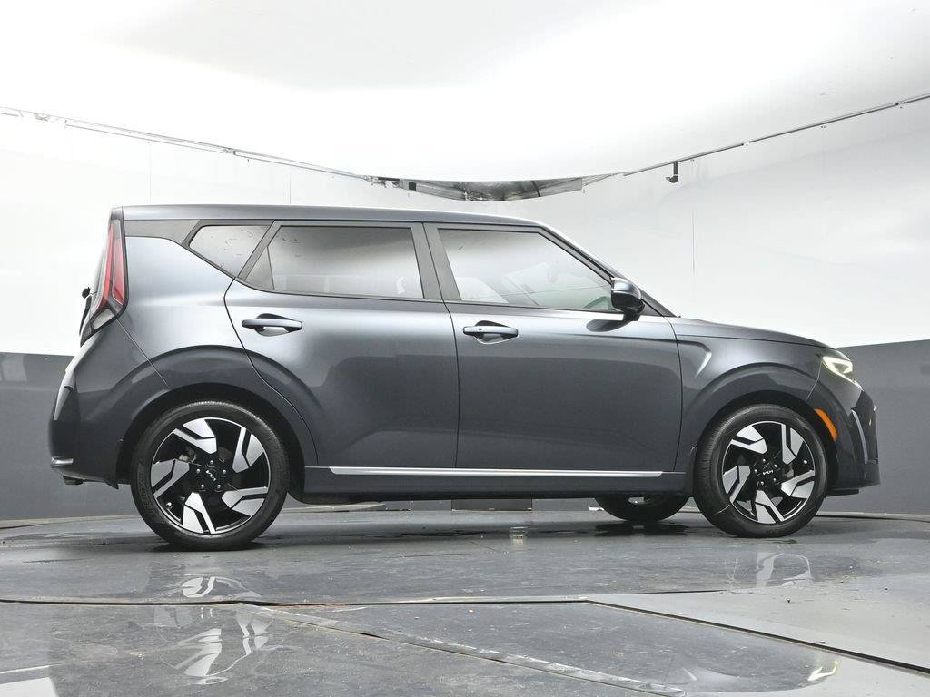 Used 2023 Kia Soul GT-Line w/ GT-Line Technology Package FWD image 39