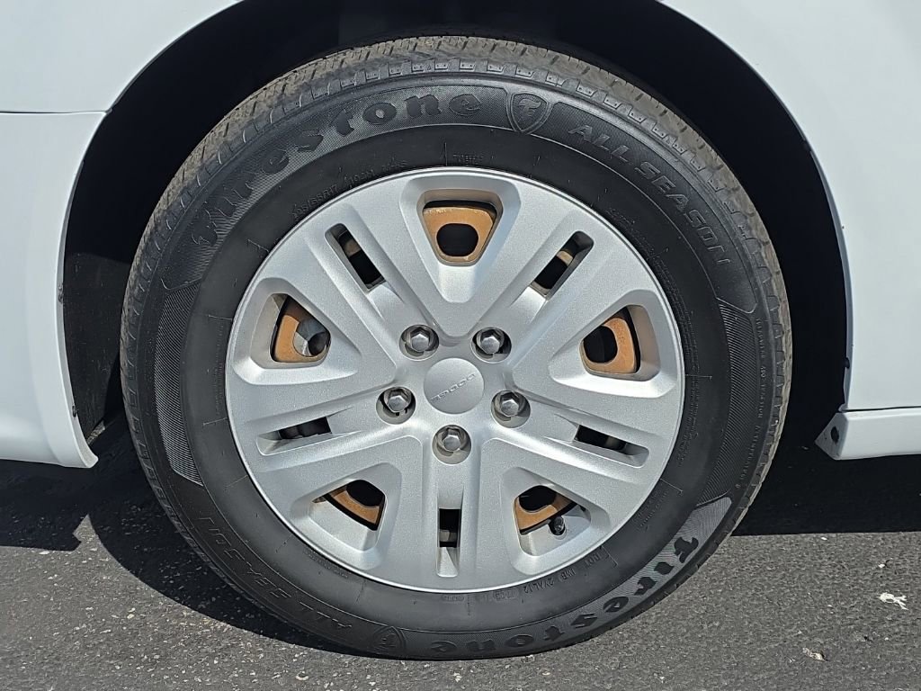 Used 2019 Dodge Grand Caravan SE w/ UConnect Hands-Free Group FWD image 11