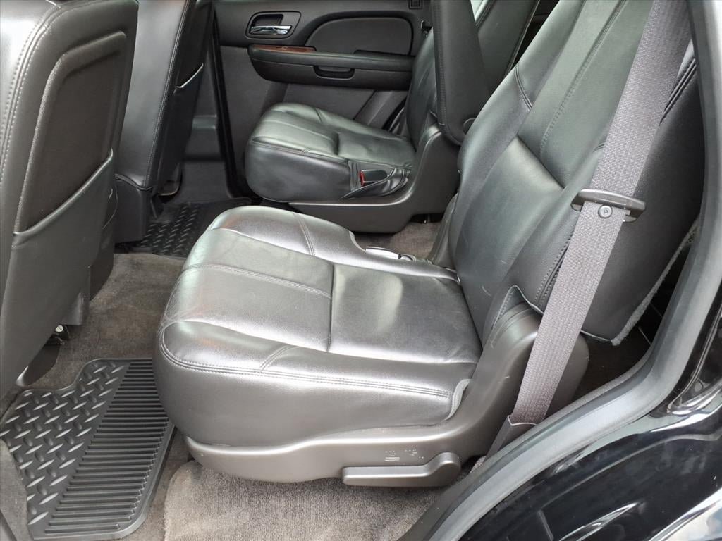 Used 2013 Chevrolet Tahoe LT w/ Luxury Package AWD/4WD image 14