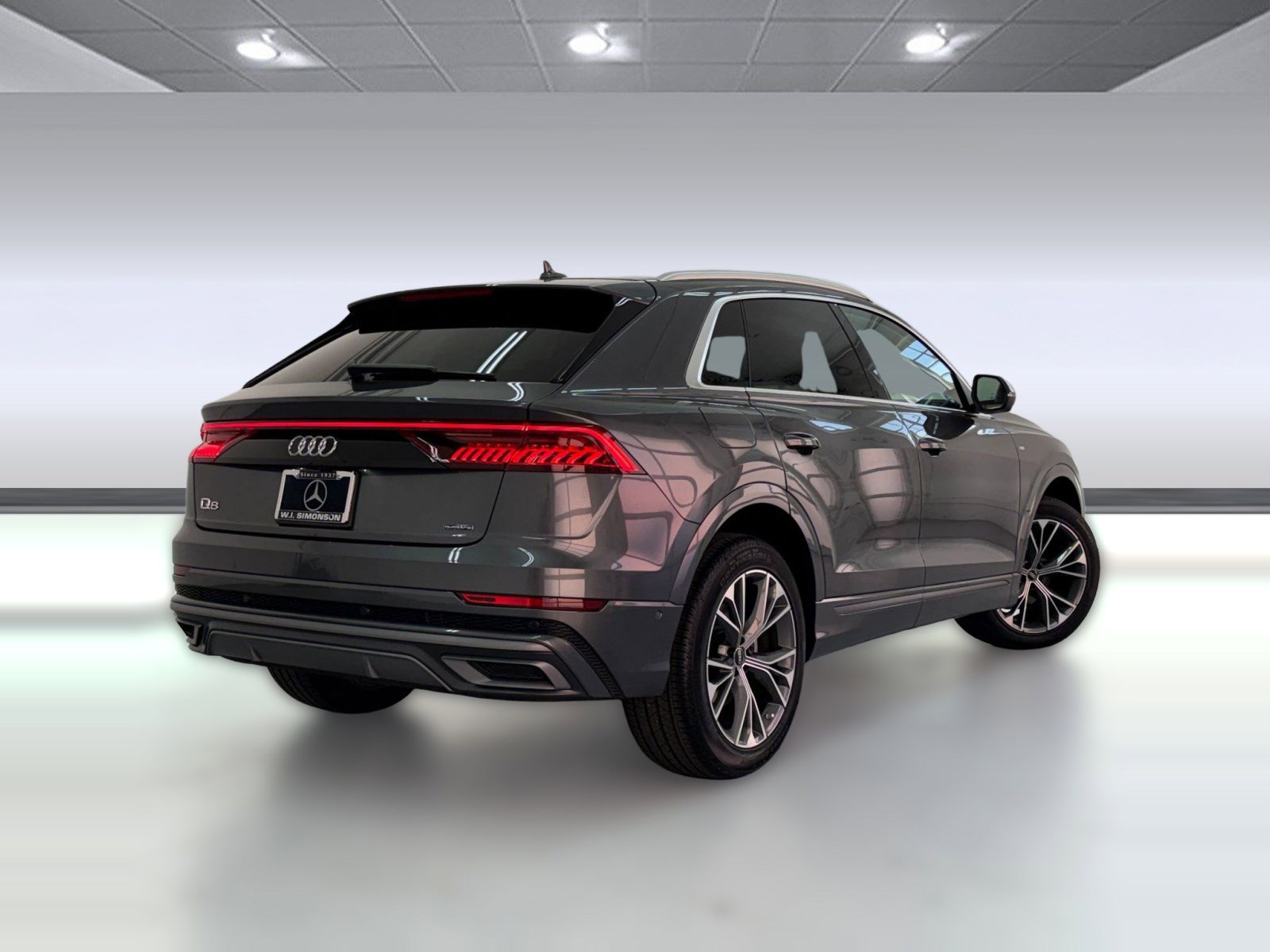 Used 2022 Audi Q8 Premium Plus w/ Premium Plus Package AWD/4WD image 8