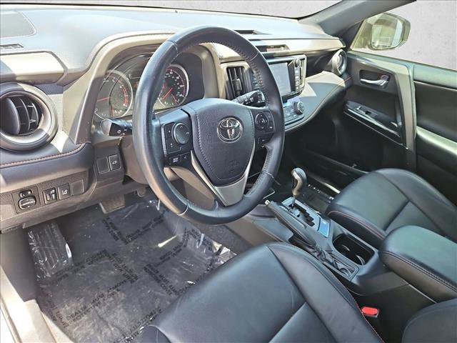 Used 2016 Toyota RAV4 SE w/ Advanced Technology Package FWD image 12