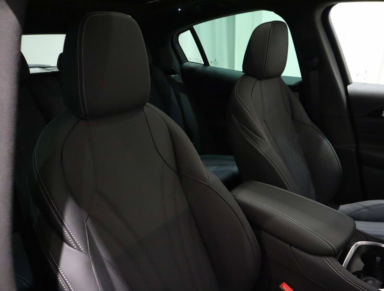 New 2025 Maserati Grecale Modena image 18