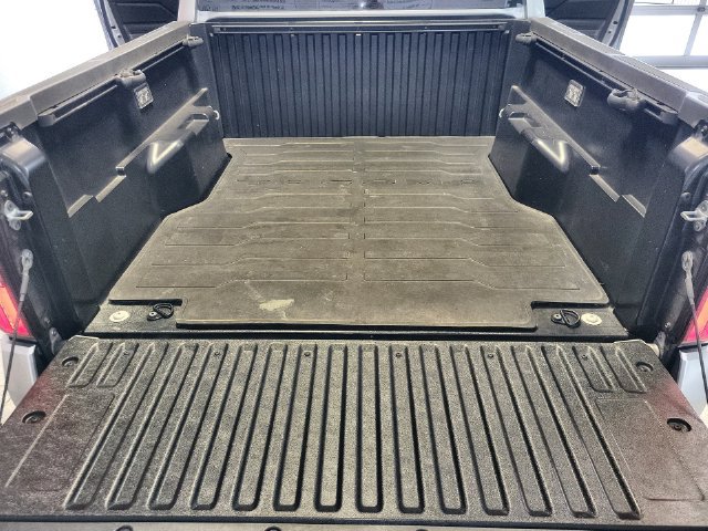 Used 2024 Toyota Tacoma SR5 AWD/4WD image 23