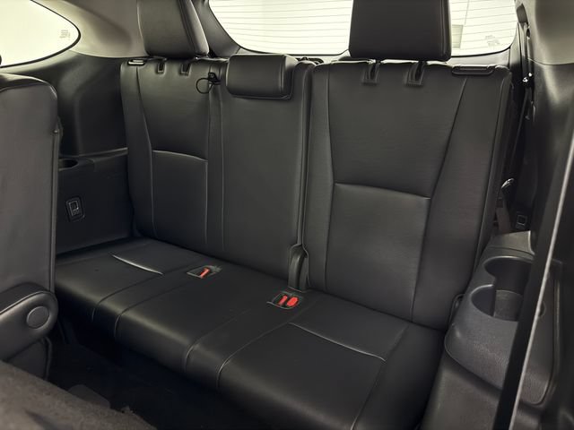 Used 2021 Toyota Highlander XLE FWD image 36