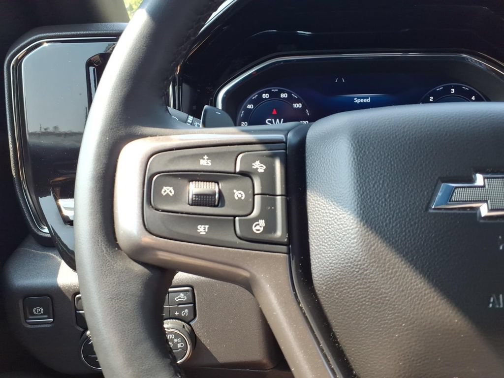 Used 2024 Chevrolet Silverado 1500 ZR2 w/ Technology Package AWD/4WD image 14