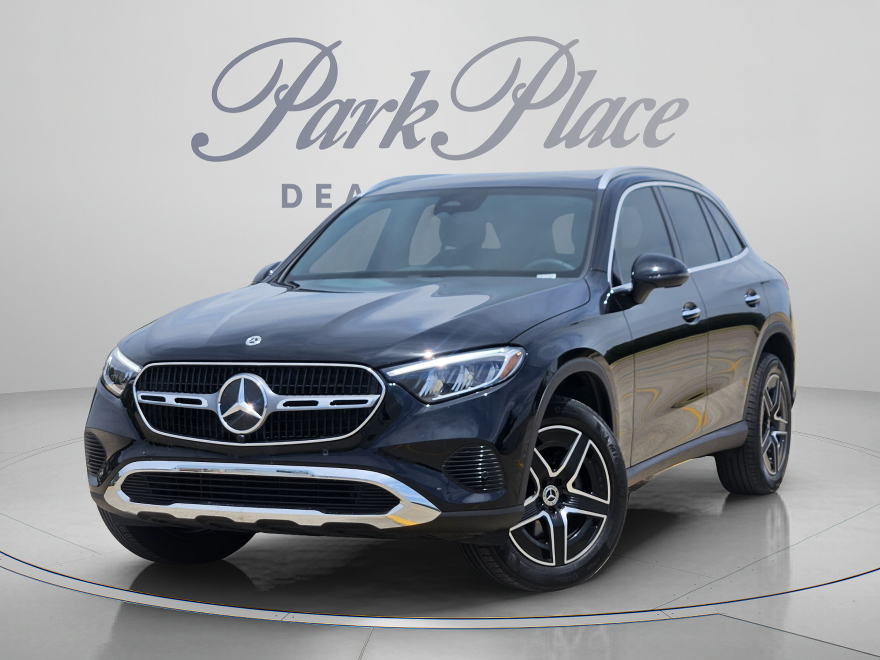Certified 2026 Mercedes-Benz GLC 300 4MATIC image 1