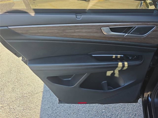 Used 2024 Volkswagen Atlas SEL Premium R-Line image 12