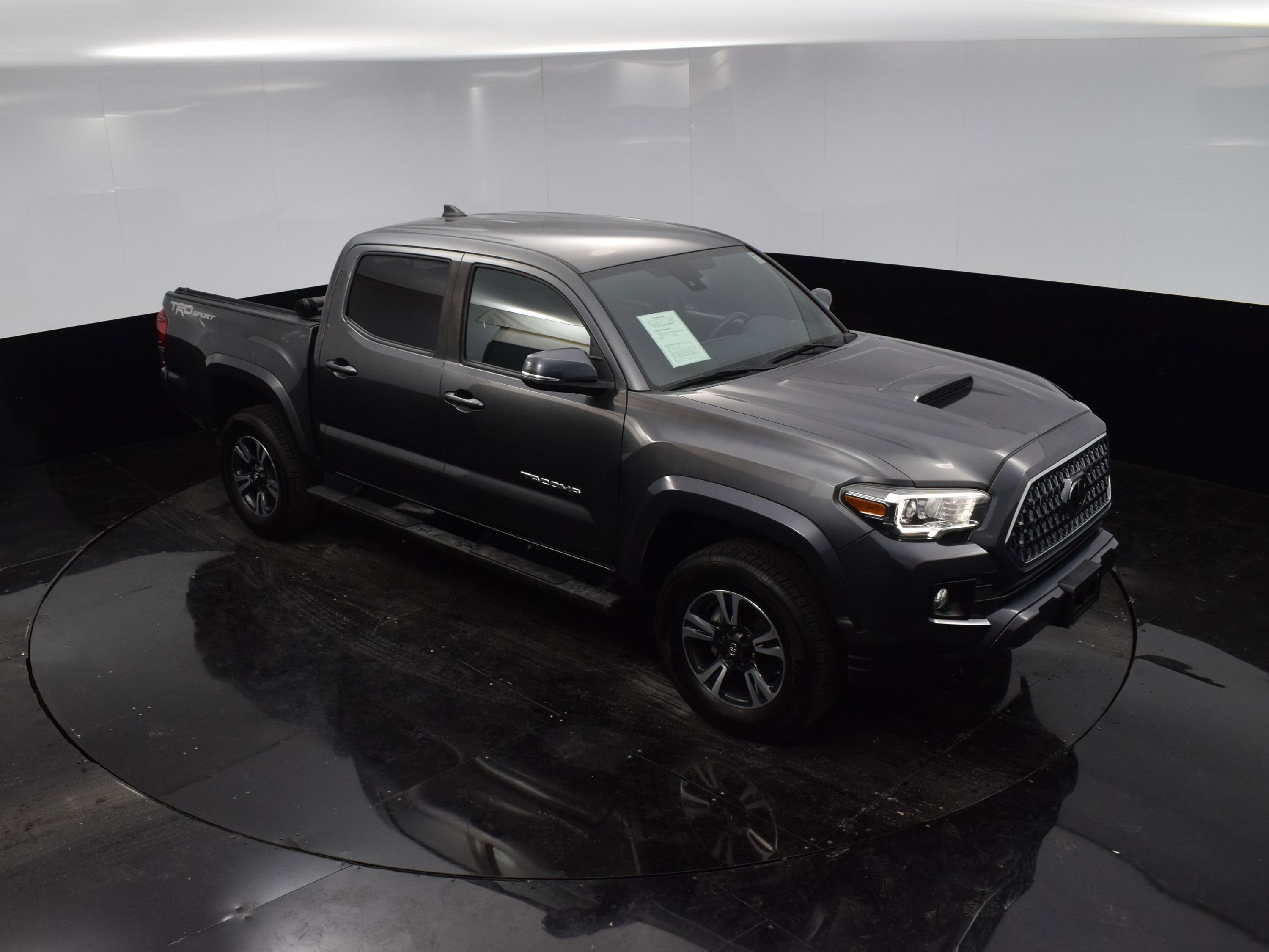 Used 2019 Toyota Tacoma SR5 image 23