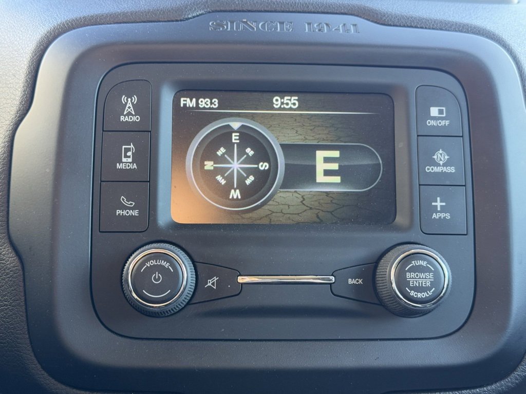 Used 2017 Jeep Renegade Latitude image 15